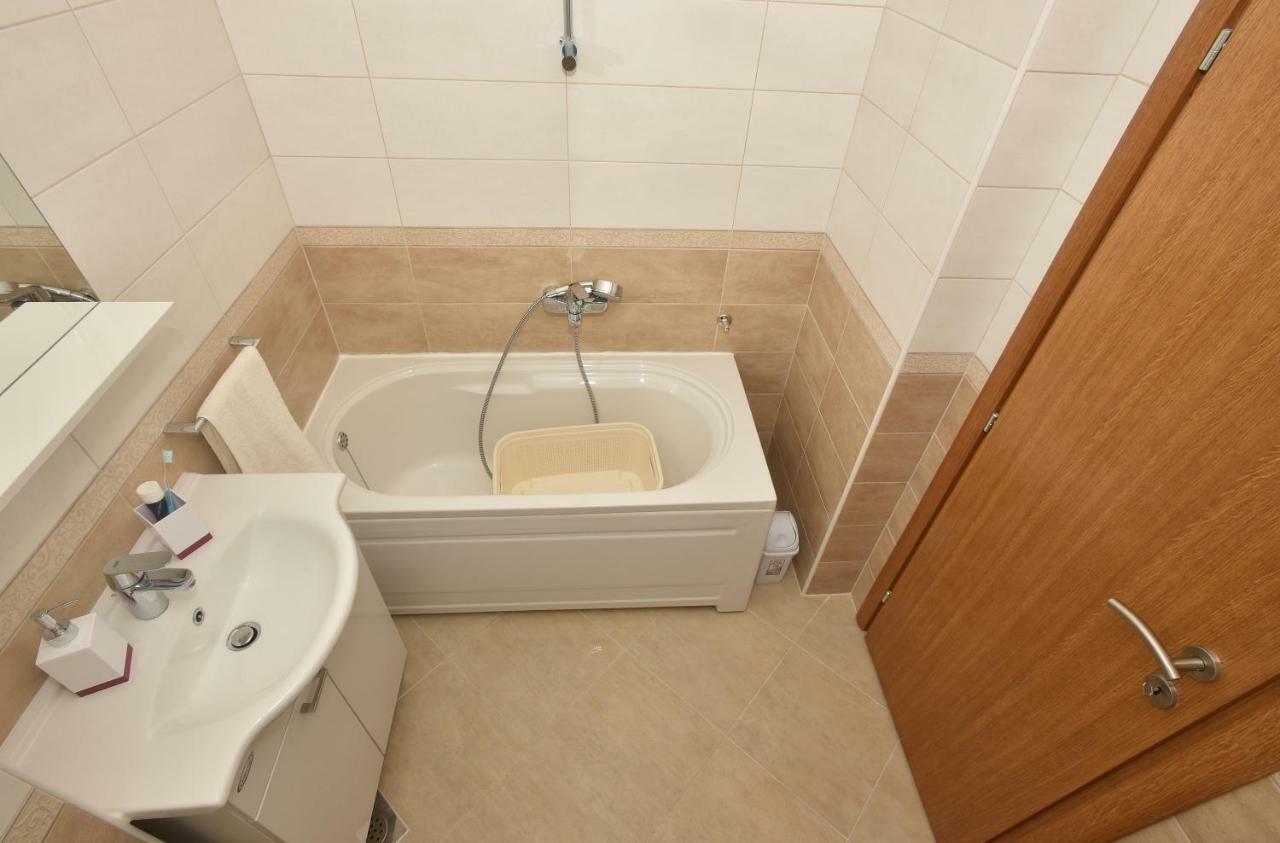 Apartman Ramljak Makarska Exteriör bild